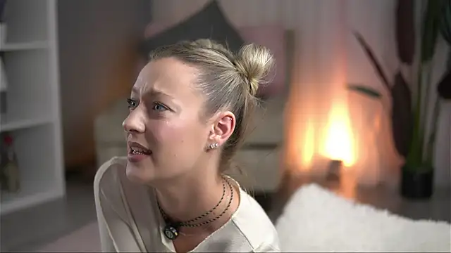 AnnastasiaMills online show from July 3, 8:37 pm