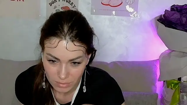 SweetDarling7 online show from June 18, 7:18 pm