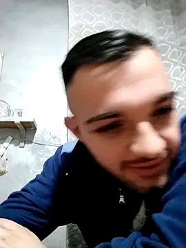 Snapshot of Francescodicristina44 chatting on February 2, 2:32 am Francescodicristina44 online show from February 2, 2:32 am