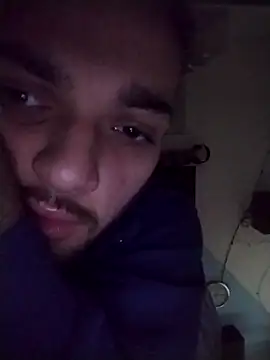 Snapshot of Francescodicristina44 chatting on February 11, 9:03 am Francescodicristina44 online show from February 11, 9:03 am