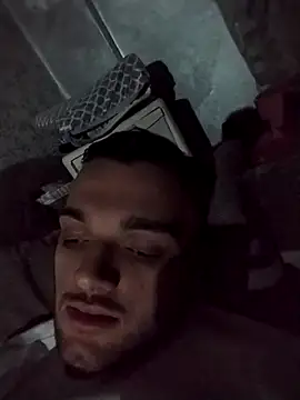 Snapshot of Francescodicristina44 chatting on February 15, 9:44 pm Francescodicristina44 online show from February 15, 9:44 pm