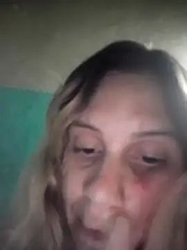 Snapshot of VictoriaLuxe chatting on October 31, 10:33 pm VictoriaLuxe online show from October 31, 10:33 pm