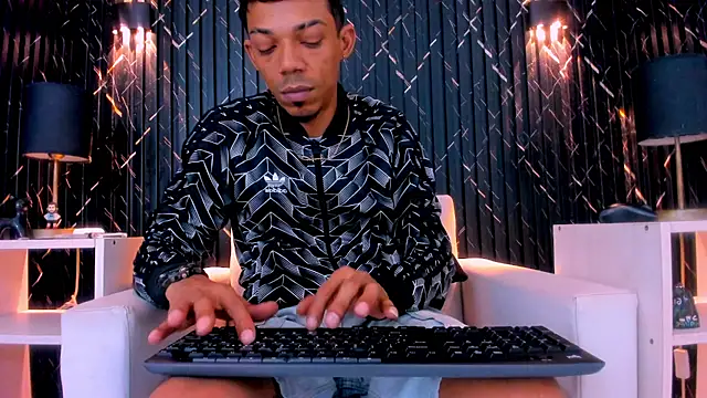 Gregory Sforza online show from February 11, 8:03 pm