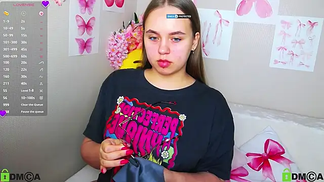 Lilysweet13 online show from September 14, 8:46 am