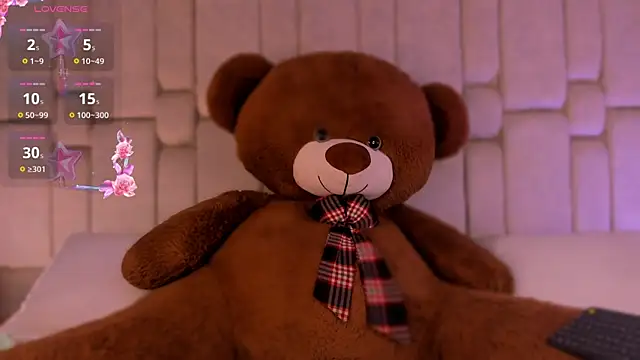 Daia Ortiz online show from October 30, 8:20 pm