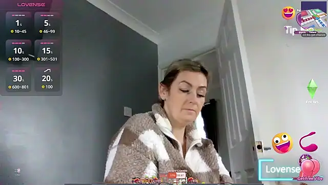 GoldenSquirter online show from December 5, 9:18 am