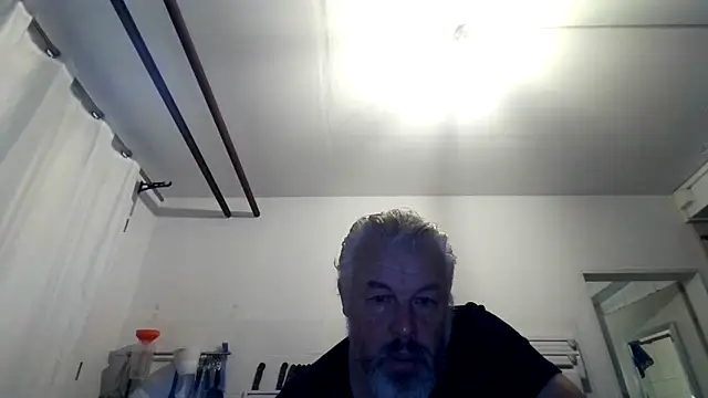 Berg Boy online show from December 16, 5:12 am