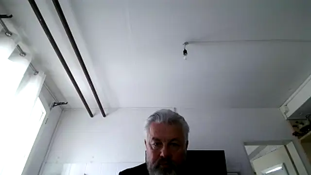 Berg Boy online show from February 18, 12:45 pm