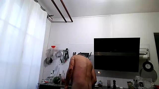 Snapshot of Berg_Boy chatting on July 8, 3:55 am Berg Boy online show from July 8, 3:55 am