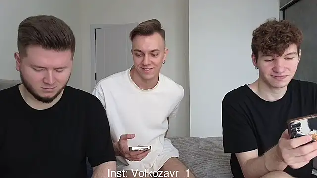 Snapshot of boys_sobolisha chatting on April 24, 8:17 am boys sobolisha online show from April 24, 8:17 am
