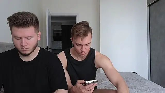 Snapshot of boys_sobolisha chatting on May 23, 8:40 am boys sobolisha online show from May 23, 8:40 am