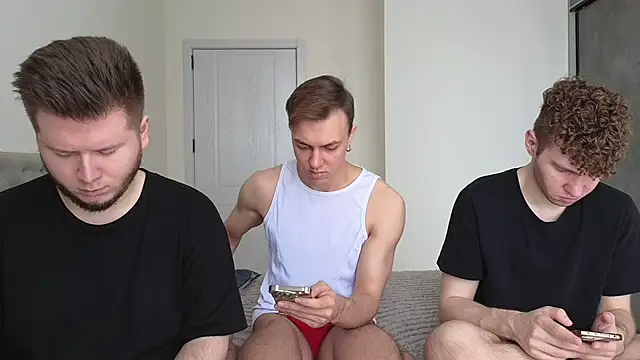 Snapshot of boys_sobolisha chatting on May 29, 8:45 am boys sobolisha online show from May 29, 8:45 am