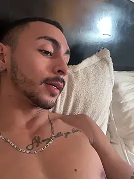 Snapshot of NicolasChest_xxx chatting on March 17, 9:02 pm NicolasChest xxx online show from March 17, 9:02 pm
