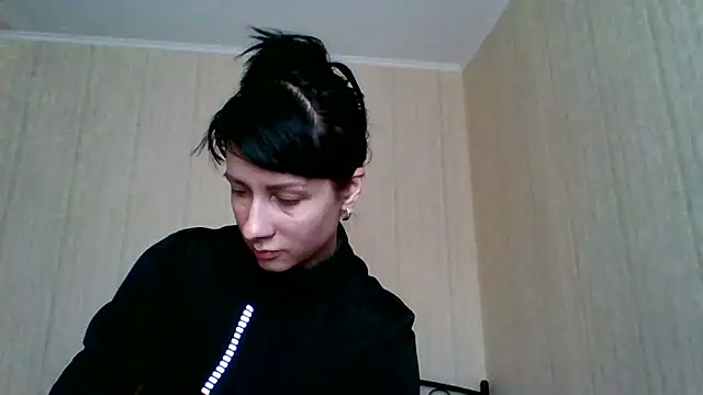 Snapshot of _Black-Panther_ chatting on April 21, 9:15 am Black-Panther online show from April 21, 9:15 am