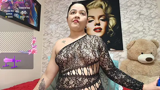 nataliaesmith 24 online show from October 20, 5:35 pm