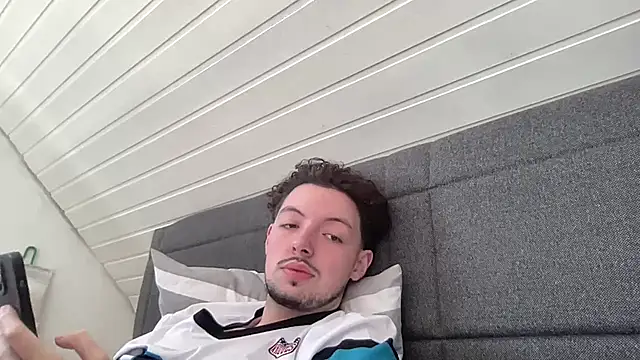 Sabo01 online show from March 18, 9:09 am