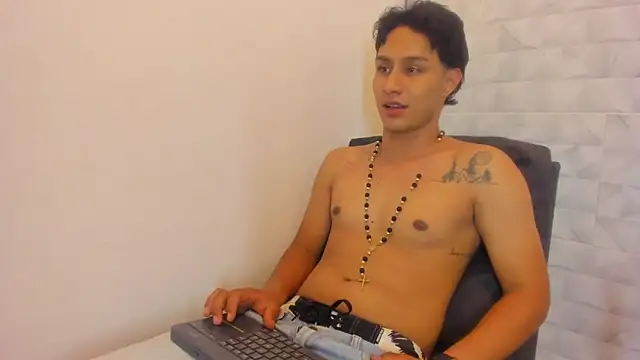 Stone grey1  online show from March 18, 2:36 am