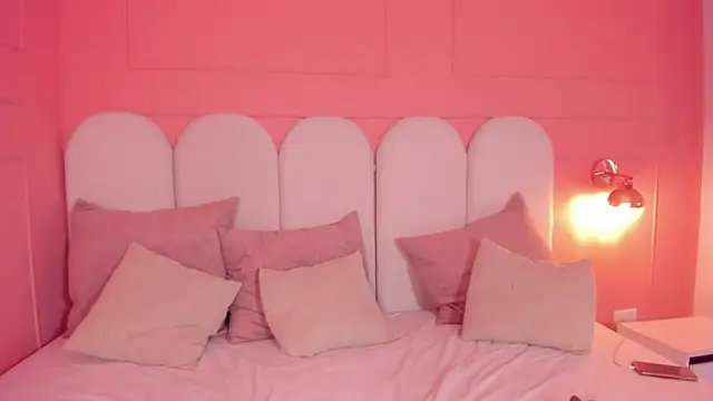 Snapshot of eva_sainnt chatting on October 11, 5:17 am eva sainnt online show from October 11, 5:17 am