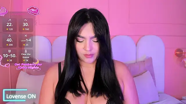 eva sainnt online show from February 15, 9:55 pm