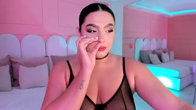 eva sainnt online show from March 22, 9:07 pm