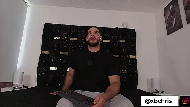 Snapshot of chris_blake__ chatting on March 16, 7:18 pm chris blake online show from March 16, 7:18 pm