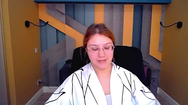 AngelinaLow online show from February 19, 12:34 pm