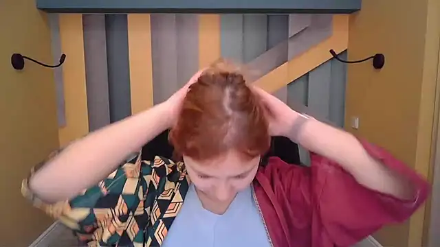 Snapshot of AngelinaLow chatting on April 20, 11:24 am AngelinaLow online show from April 20, 11:24 am