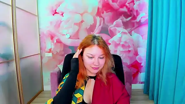 Snapshot of AngelinaLow chatting on May 10, 5:56 am AngelinaLow online show from May 10, 5:56 am