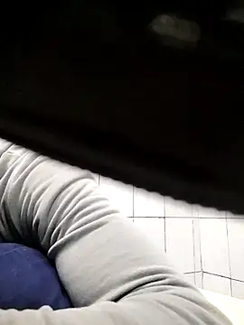 Snapshot of 123skopo chatting on October 12, 11:37 pm 123skopo online show from October 12, 11:37 pm