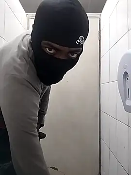 Snapshot of 123skopo chatting on October 20, 10:10 pm 123skopo online show from October 20, 10:10 pm