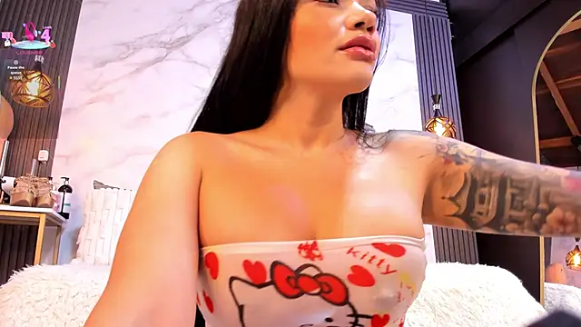 palomabela online show from November 21, 8:40 pm