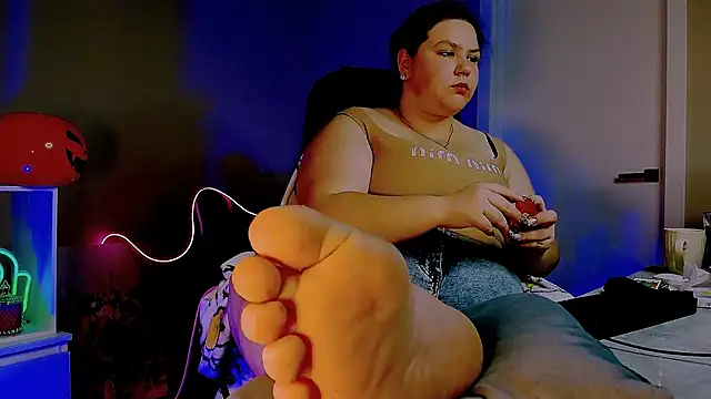 FlorenceAnderson online show from October 31, 8:59 am