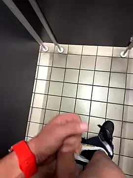 Snapshot of wassermann8484 chatting on October 14, 2:23 am wassermann8484 online show from October 14, 2:23 am