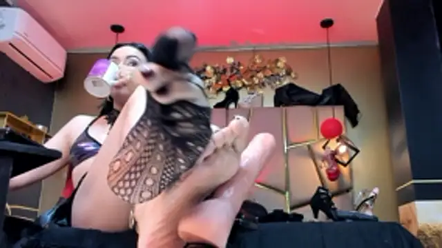 Kendraa Hot online show from March 7, 12:46 pm