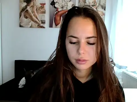 MayaJoy24 online show from October 6, 6:33 am