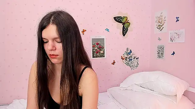 Snapshot of DevonaGrooms chatting on March 18, 9:42 am DevonaGrooms online show from March 18, 9:42 am