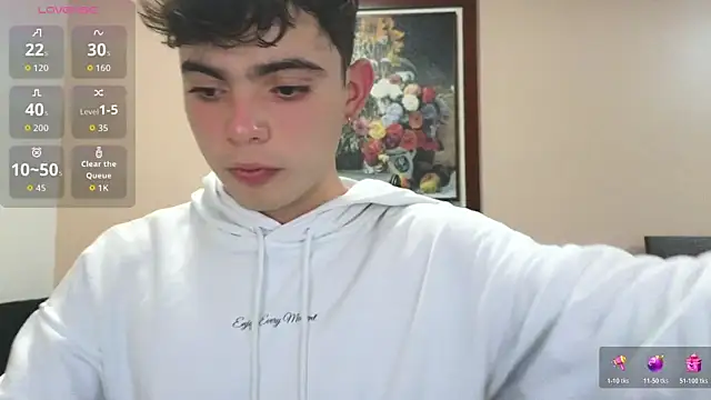 lukeboyce33 online show from March 10, 4:28 am