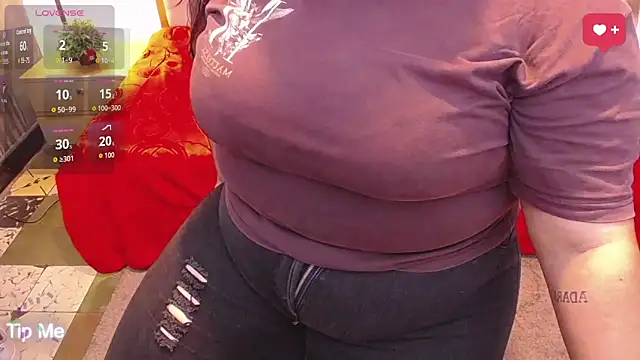 ailyn maury online show from March 31, 1:29 am