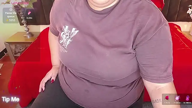 Snapshot of ailyn_maury chatting on May 28, 1:19 pm ailyn maury online show from May 28, 1:19 pm
