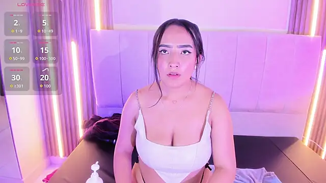 Alice 26  online show from April 20, 8:21 pm