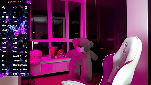 TwinTemptations online show from March 26, 8:14 pm