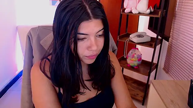 Snapshot of dangel_noir6 chatting on June 3, 2:33 pm dangel noir6 online show from June 3, 2:33 pm