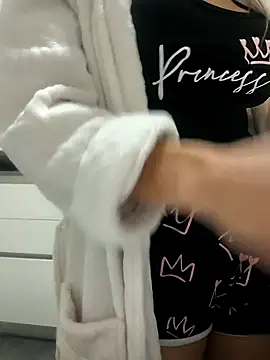 Alyssa 76 online show from March 12, 8:09 am