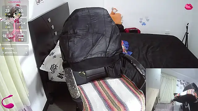 Snapshot of Malishka-fox chatting on March 14, 2:42 am Malishka-fox online show from March 14, 2:42 am