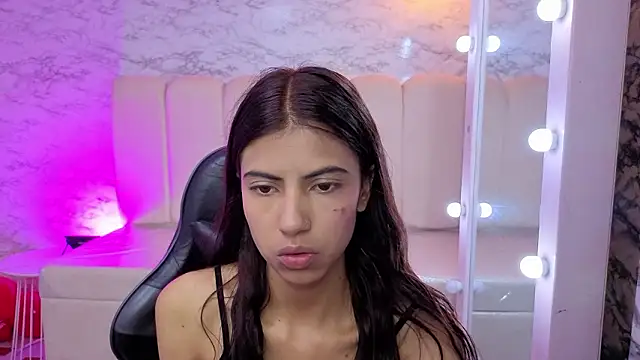 Snapshot of _Kitty_v chatting on February 24, 1:09 pm Kitty v online show from February 24, 1:09 pm