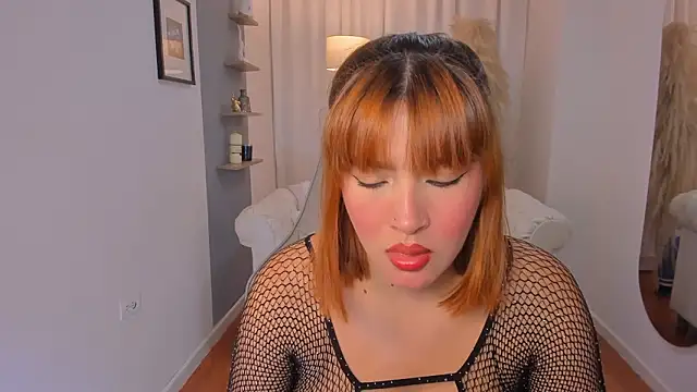 karla hill 28 online show from March 11, 3:01 am