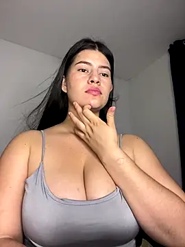 Saanvi21 online show from November 7, 11:38 pm