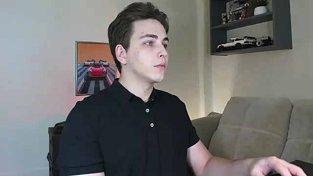 Snapshot of Eric_ether chatting on October 30, 7:25 pm Eric ether online show from October 30, 7:25 pm