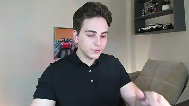 Snapshot of Eric_ether chatting on October 31, 5:14 pm Eric ether online show from October 31, 5:14 pm