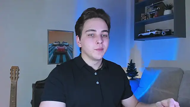 Snapshot of Eric_ether chatting on December 14, 7:07 pm Eric ether online show from December 14, 7:07 pm